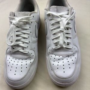 Nike Men's Classic White Sneakers